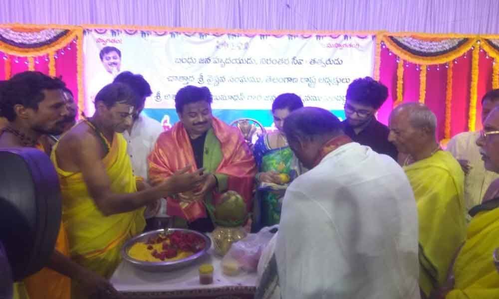 Akanksha Caterers MD celebrates birthday