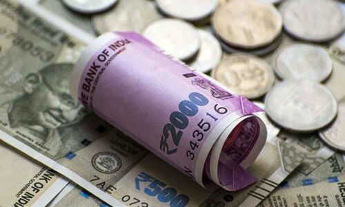 Rupee gains 5 paise against US dollar in early trade