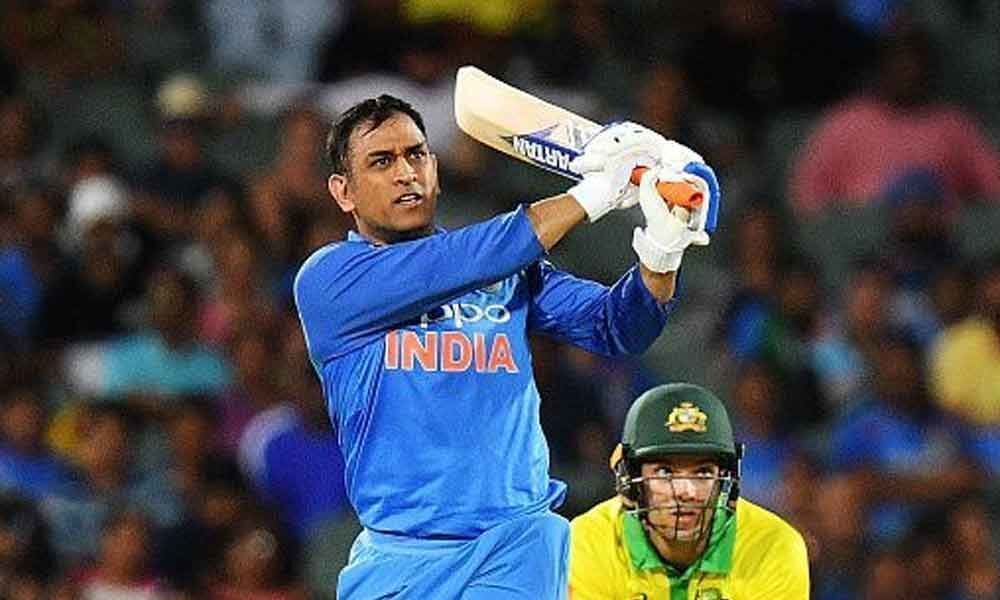 Dhoni should be batting at five: Sachin opines on Dhonis batting number before WC