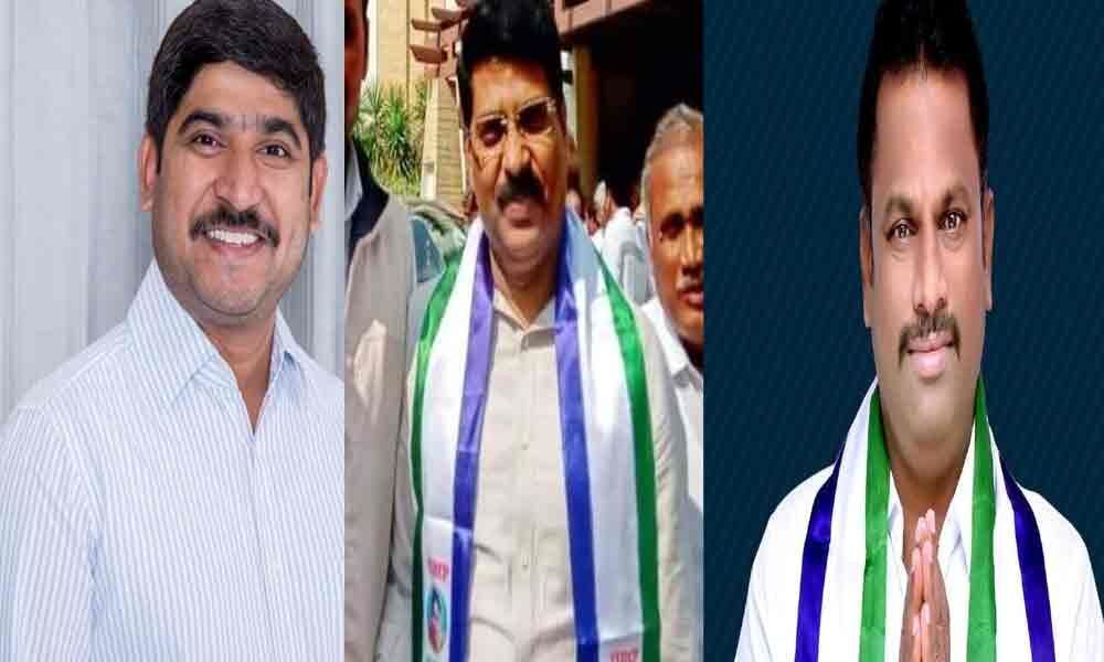 Western Prakasam extends  support to YSRCP again