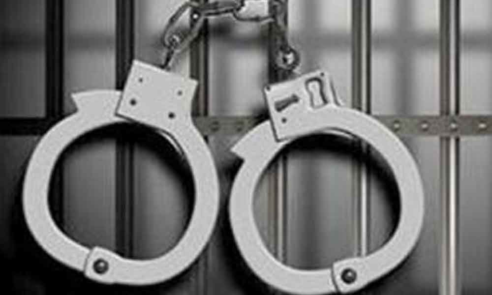 Hyderabad police arrest five for looting commuters
