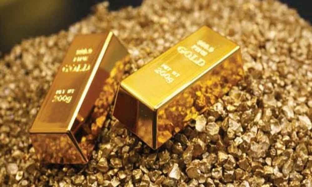 Gold climbs Rs 200 on jewellers buying; silver also firms up
