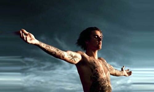 Justin Bieber To Start A Deodorant Line