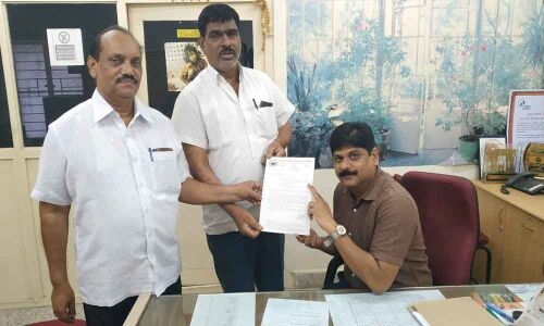 TSRTC workers union demands elections