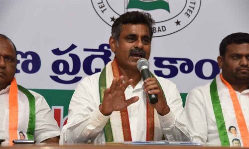 Vishweshwar accuses TRS of political assassination attempt