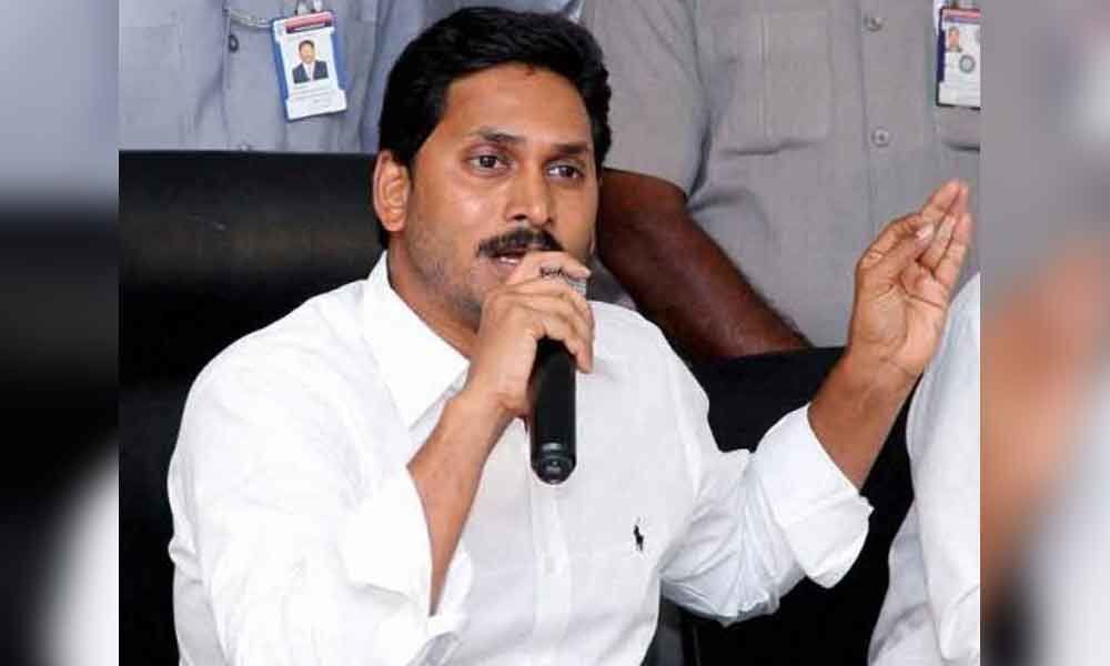 Jagan tells MPs to fight for SCS