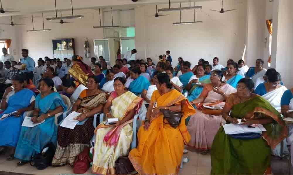 Enrol details of pregnant women, nodal staff told in Tirupati