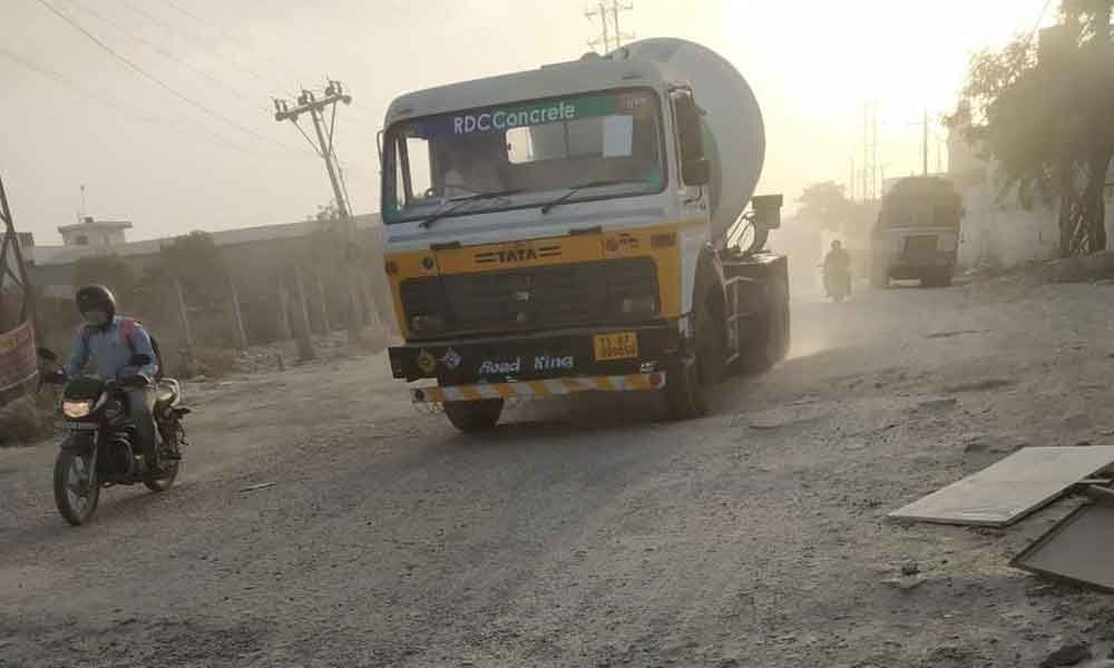 Bolarum Bachpally road full of potholes