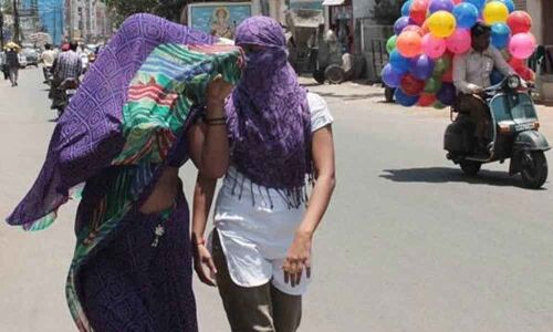 Telangana sizzles as mercury shoots up