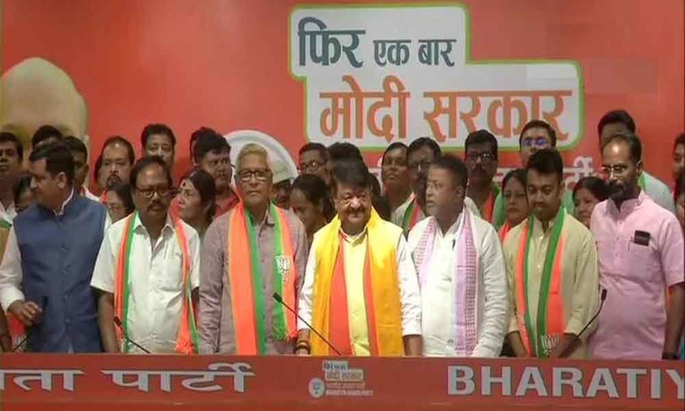 3 MLAs, 50 councillors from Bengal join BJP