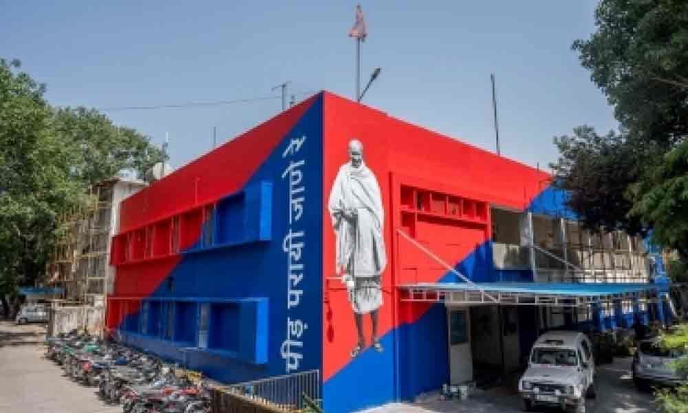 Lodhi Colony police station gets Gandhi mural too