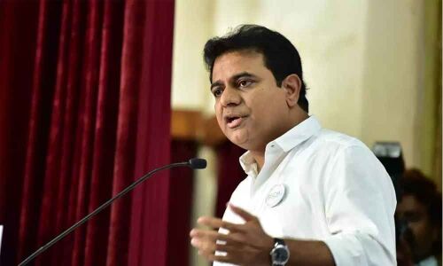 Majority decreased even in Siddipet : KTR