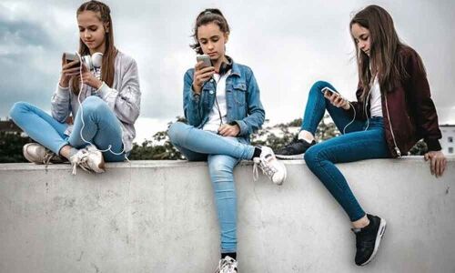 Make your daughter ready for her first period