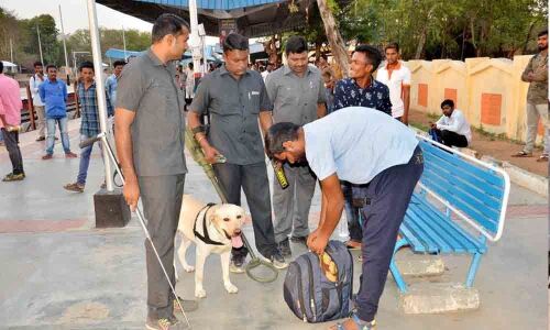 Cops conduct checks at all public places in Mahbubnagar