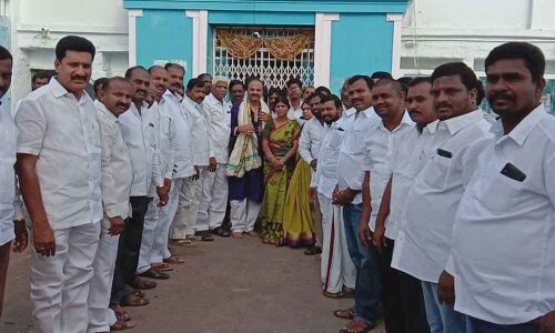 Newly elected MP visits Chilkur temple