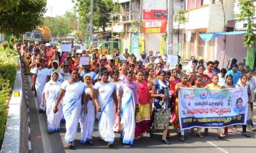 Menstrual Hygiene Day: Women should take iron-rich food