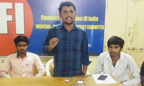 SFI demands action against private schools