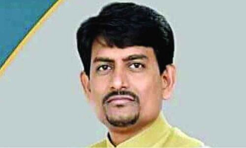 Congress leaders have chemical locha, : Alpesh Thakor