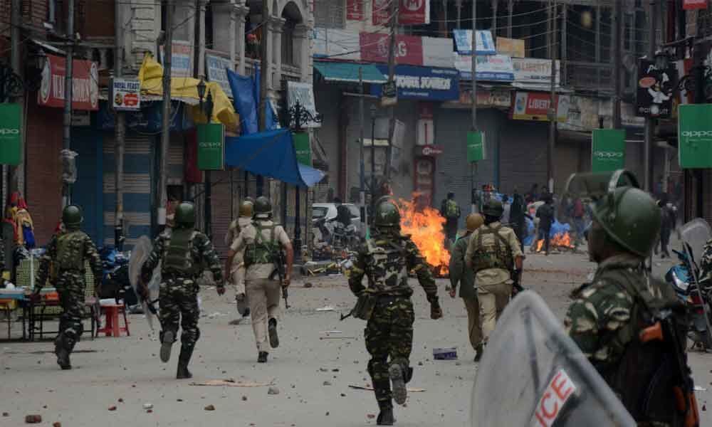 Over 50 injured in clashes at Kulgam gunfight site