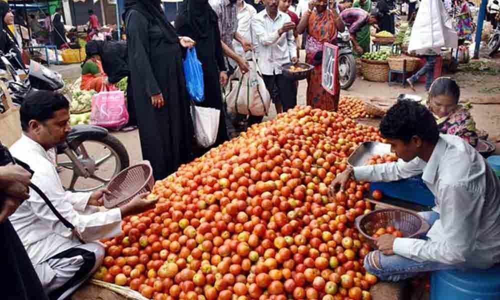 Vegetable prices soar higher than temperatures in Mahbubnagar