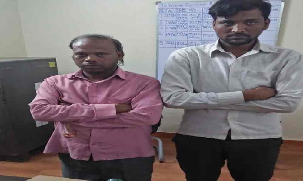 Eight tolas gold kundans recovered; two arrested