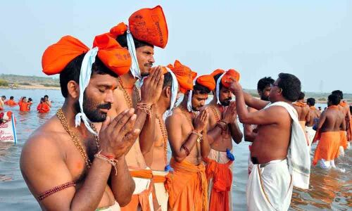 Hanuman Jayanti fete: Devotee numbers surge at Bhadradri
