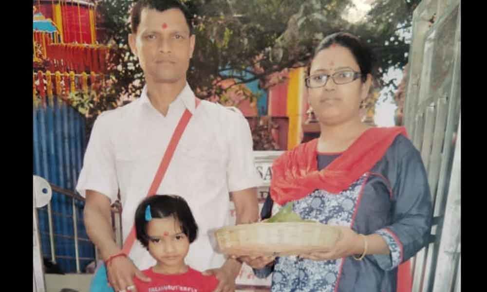 Pulwama martyrs wife upset over Delhi travel plans