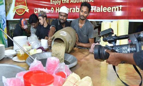 Bonding over flavourful delicacy