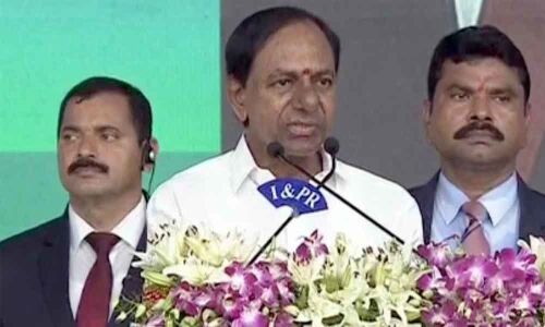KCR suggests Jagan to utilise Godavari water