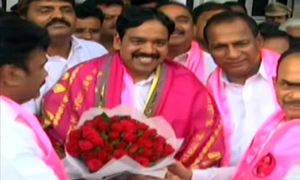 TRS leader Naveen Rao elected as MLC unanimously