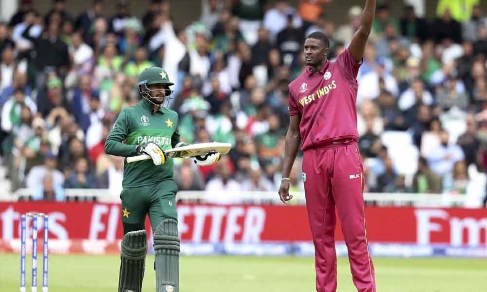 Twitter trolls Pakistan after its humiliating loss against West Indies