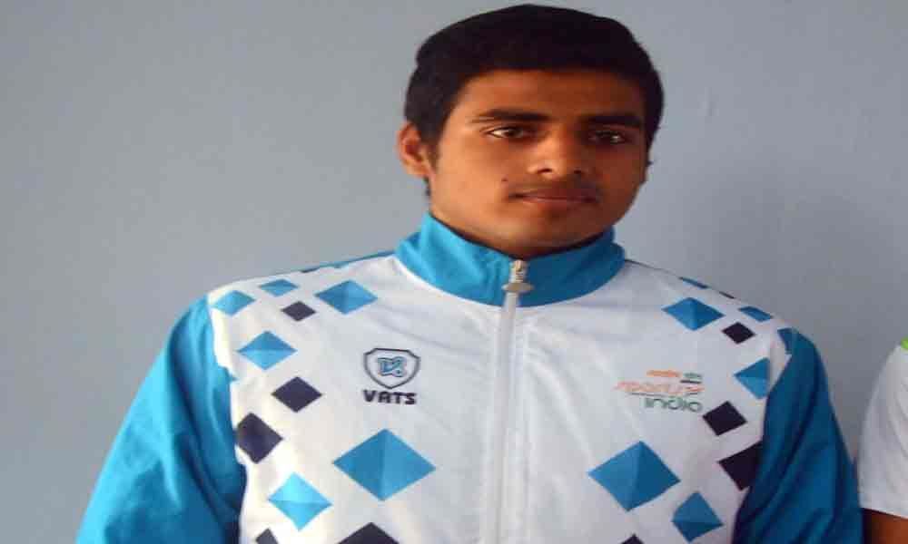 Young boxer aims to get gold for India