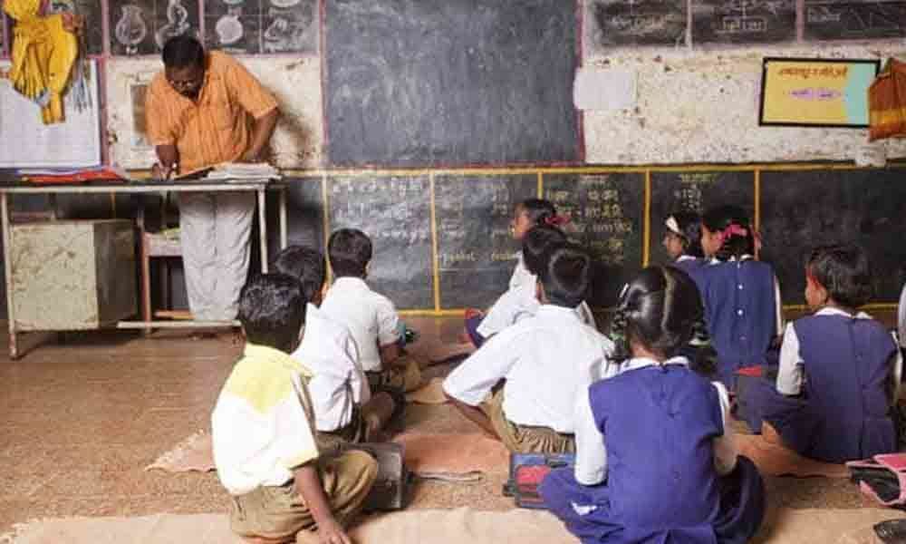 Govt schools face teachers crunch in Gadwal