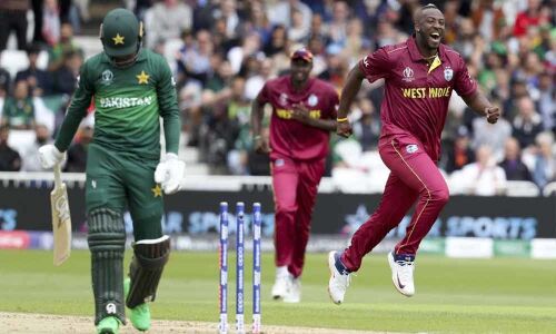 Amir makes World Cup debut as West Indies send Pakistan into bat