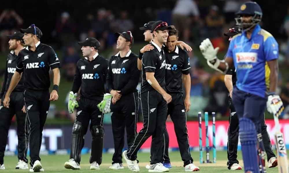 New Zealand bowl against Sri Lanka in World Cup