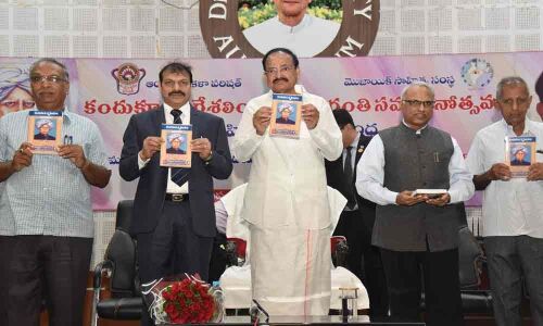 Vice-President stresses need for writers to promote progressive thinking