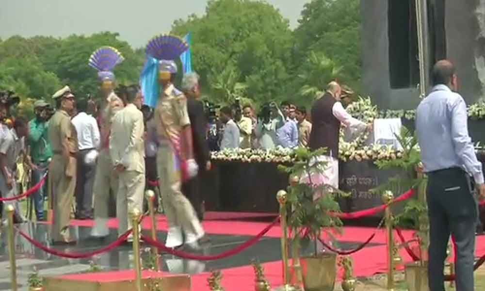 Amit Shah pays tribute at National Police Memorial in Delhi