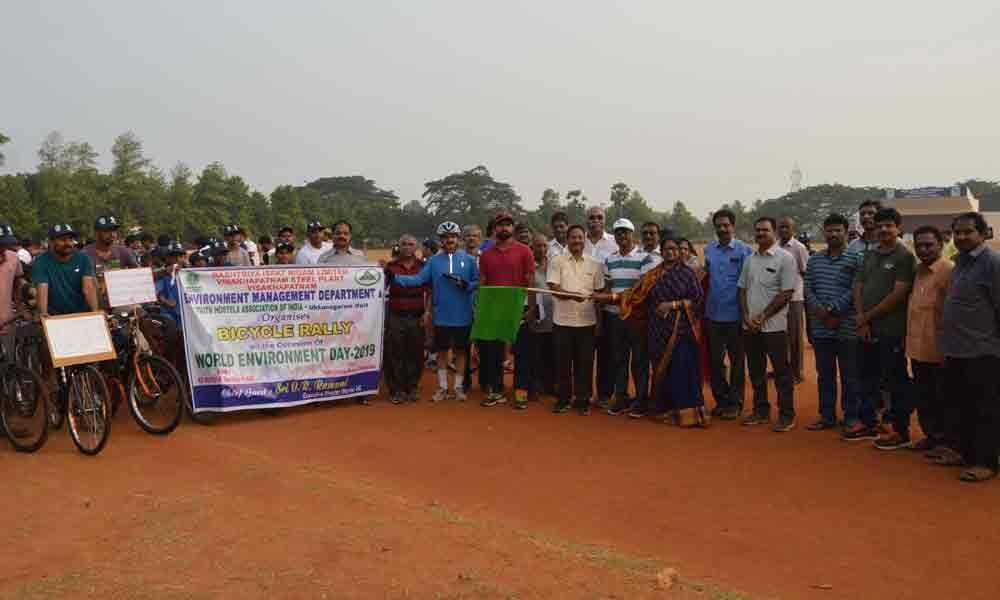 300 take part in cycle rally