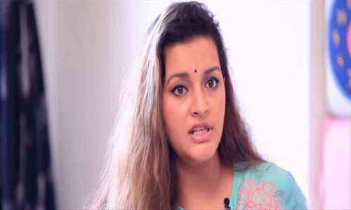 Renu Desais latest post confuses fans