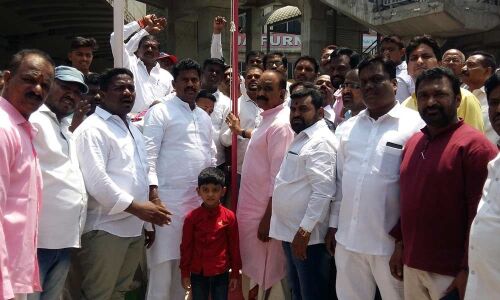 TS is role model for other states: Naini Narsimha Reddy