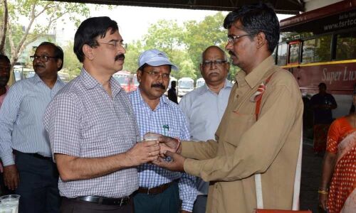 TSRTC celebrates TS Day grandly