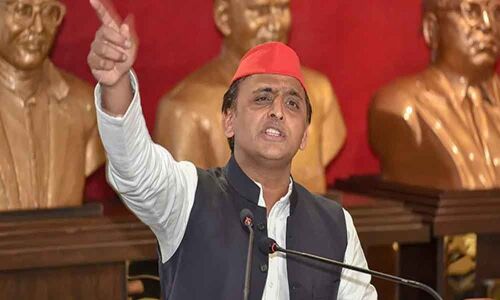 2019 was race between Ferrari and cycle, says Akhilesh Yadav