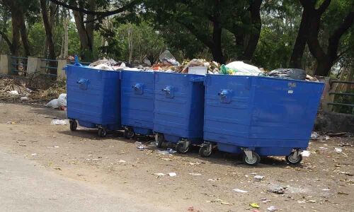 Garbage emitting foul smell, fume residents