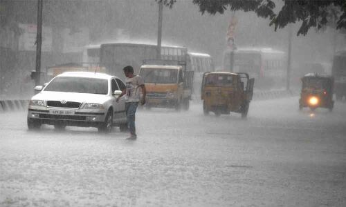 Sudden rains make mercury plummet