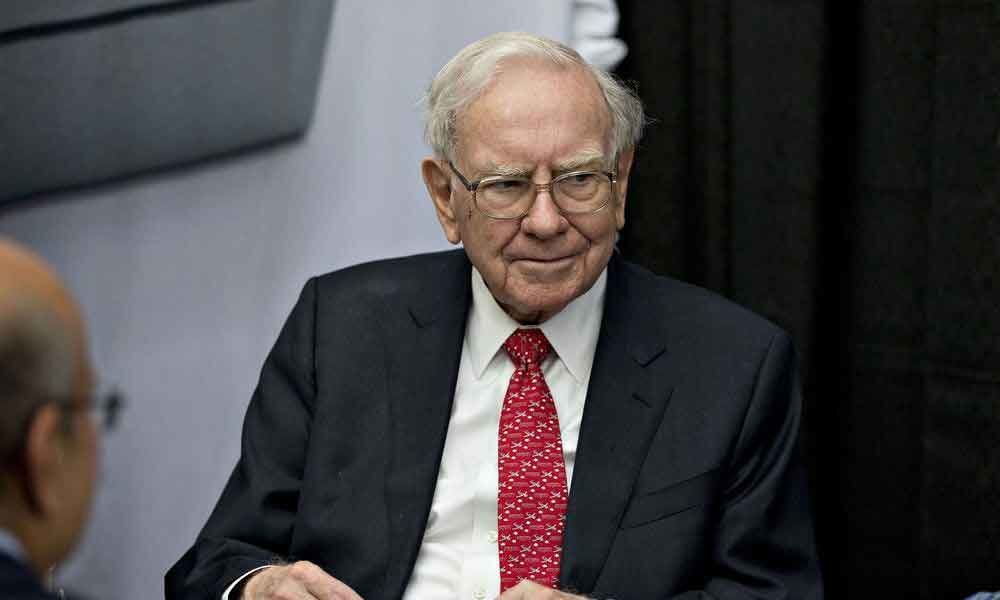Crypto pioneer pays $4.57 million for Warren Buffett lunch