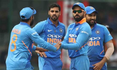Bhuvneshwar in reckoning? Kohli hints at inclusion of extra seamer