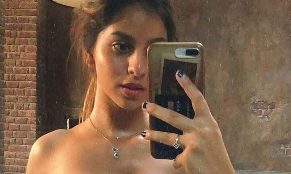 Dead-drop gorgeous Suhana Khans Selfie Goes Viral