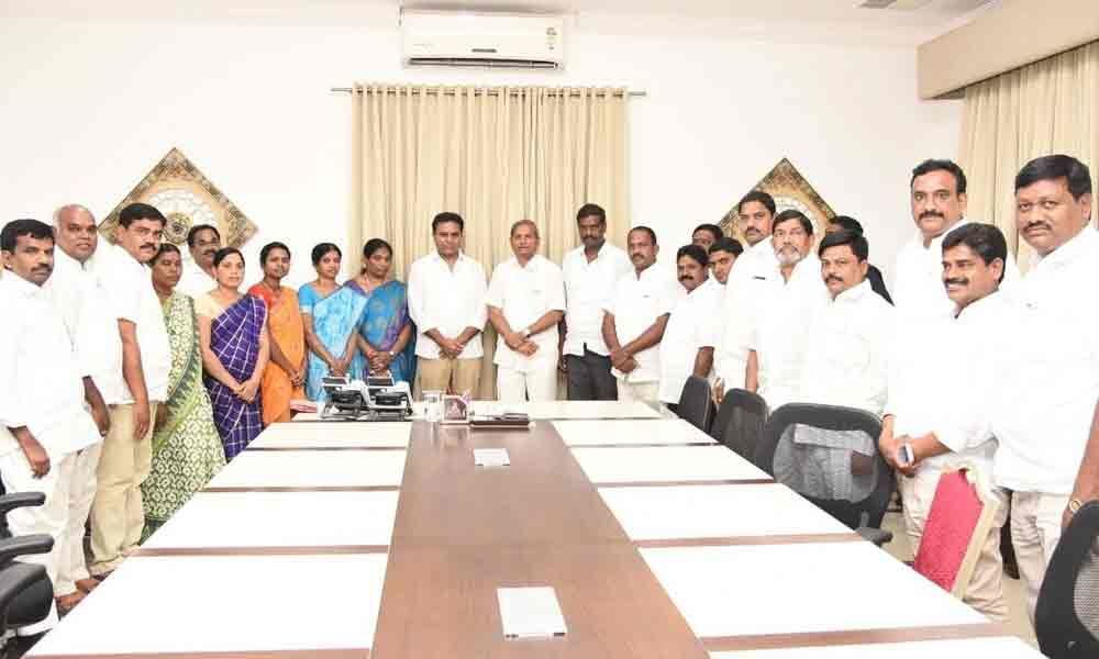 K T Rama Rao exhorts MPTCs, ZPTCs to get good name for TRS