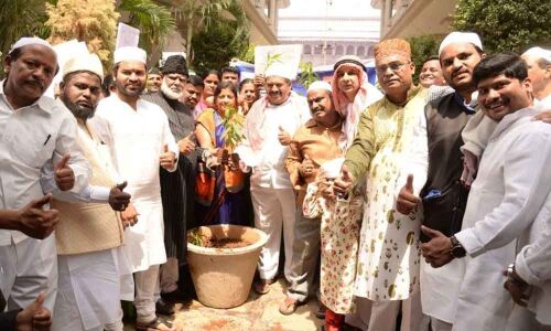 Devotees take pledge to shun plastic at masjid