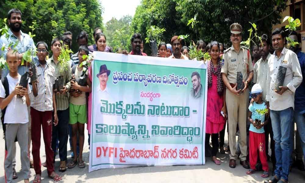 DYFI activists take up tree plantation drive
